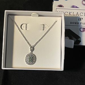 Beautiful Light Green Quartz Necklace